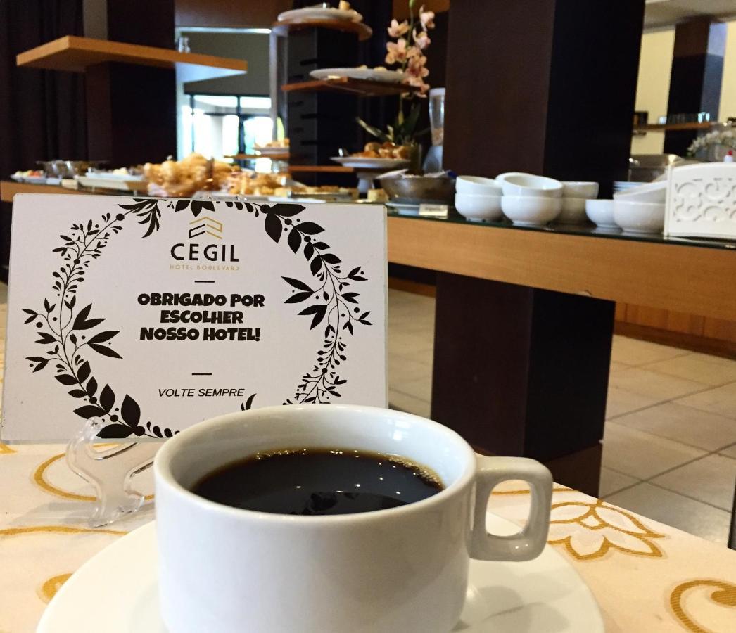 Cegil Hotel Boulevard Резенди Екстериор снимка