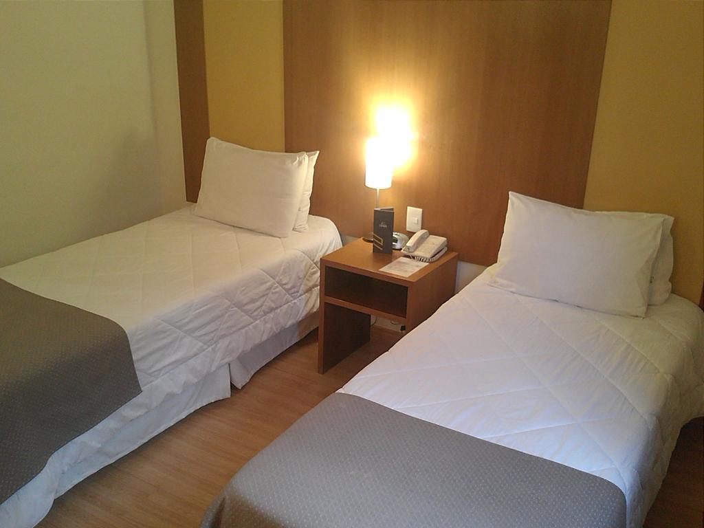 Cegil Hotel Boulevard Резенди Екстериор снимка
